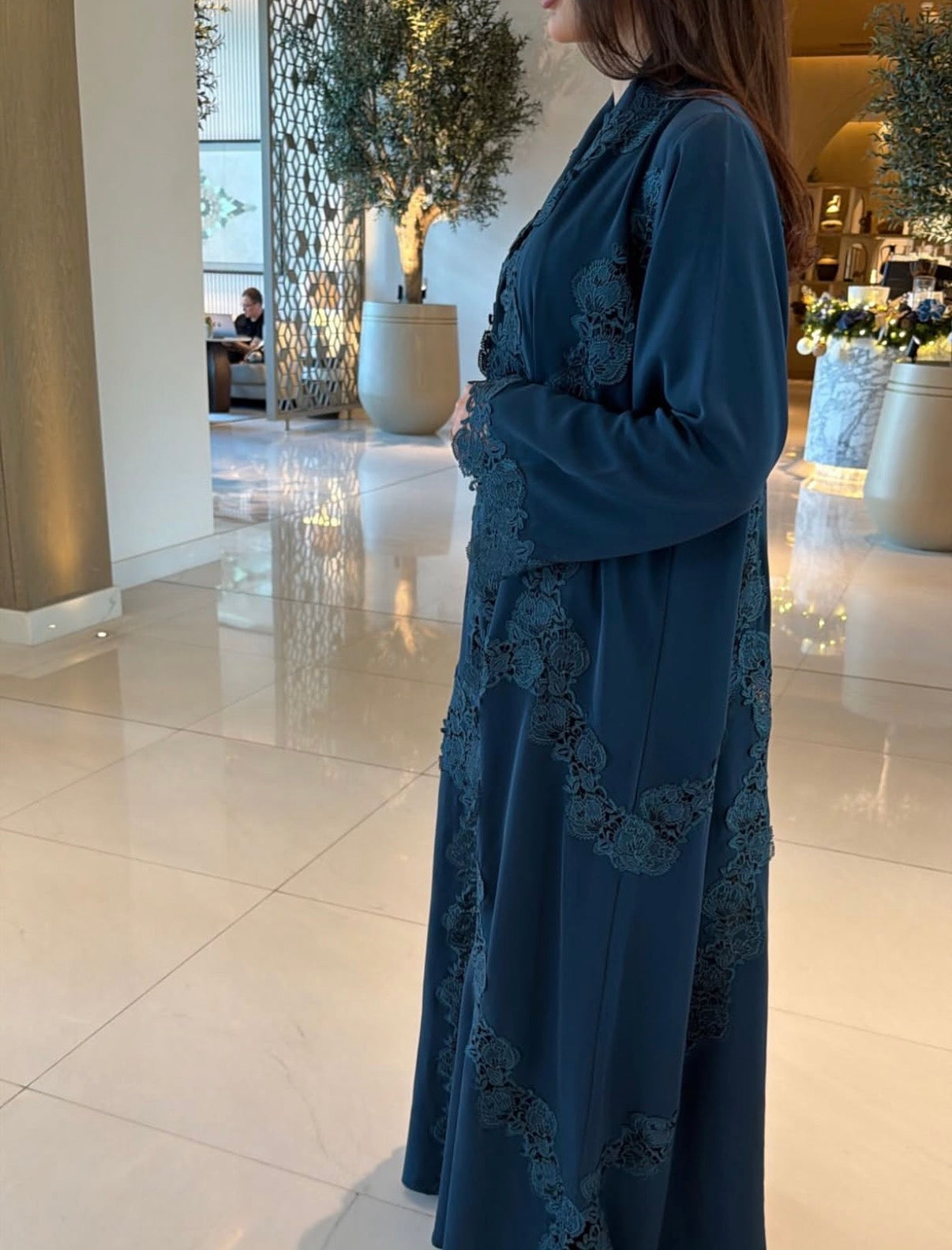abaya l203