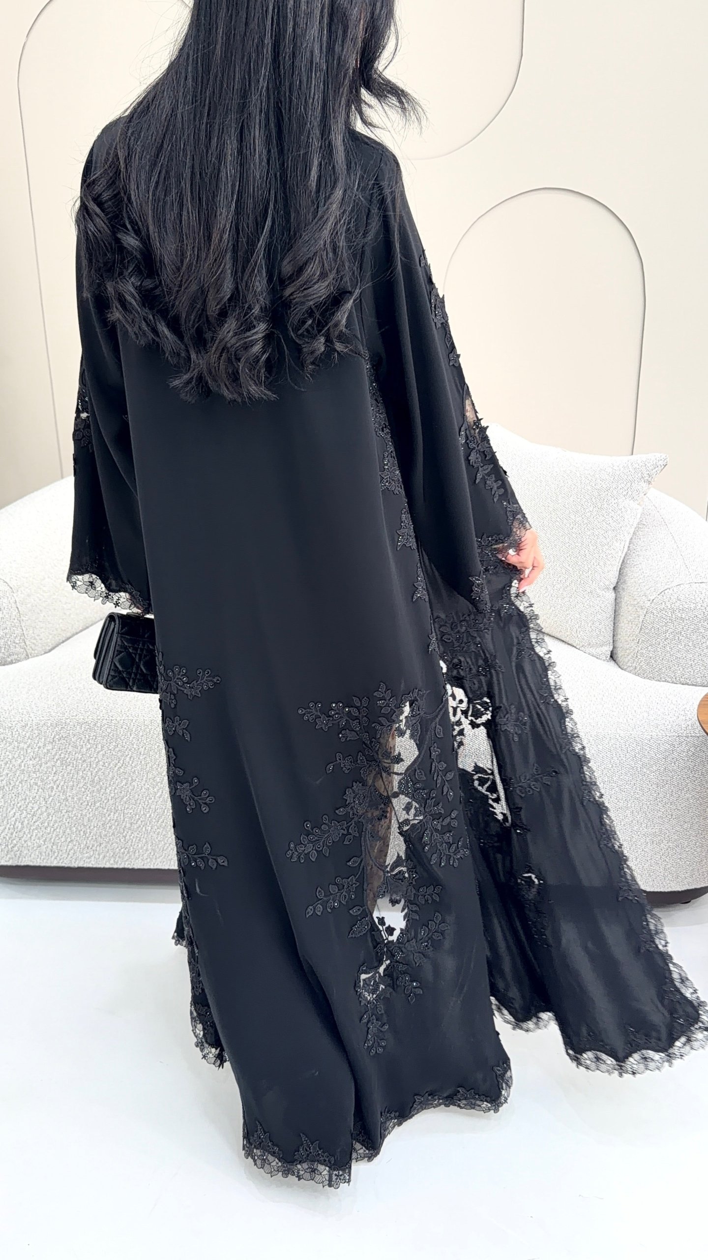 Alternative view of ABAYA L224