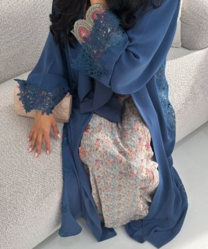 Alternative view of ABAYA L221