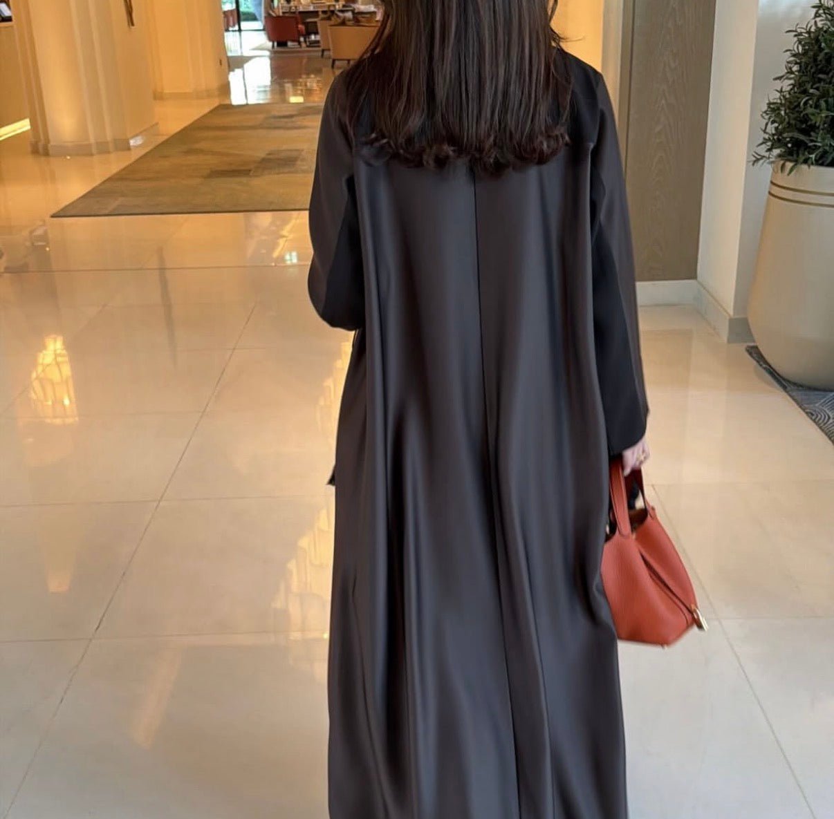 Alternative view of ABAYA L201