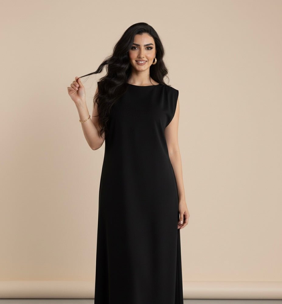 Alternative view of UNDER ABAYA