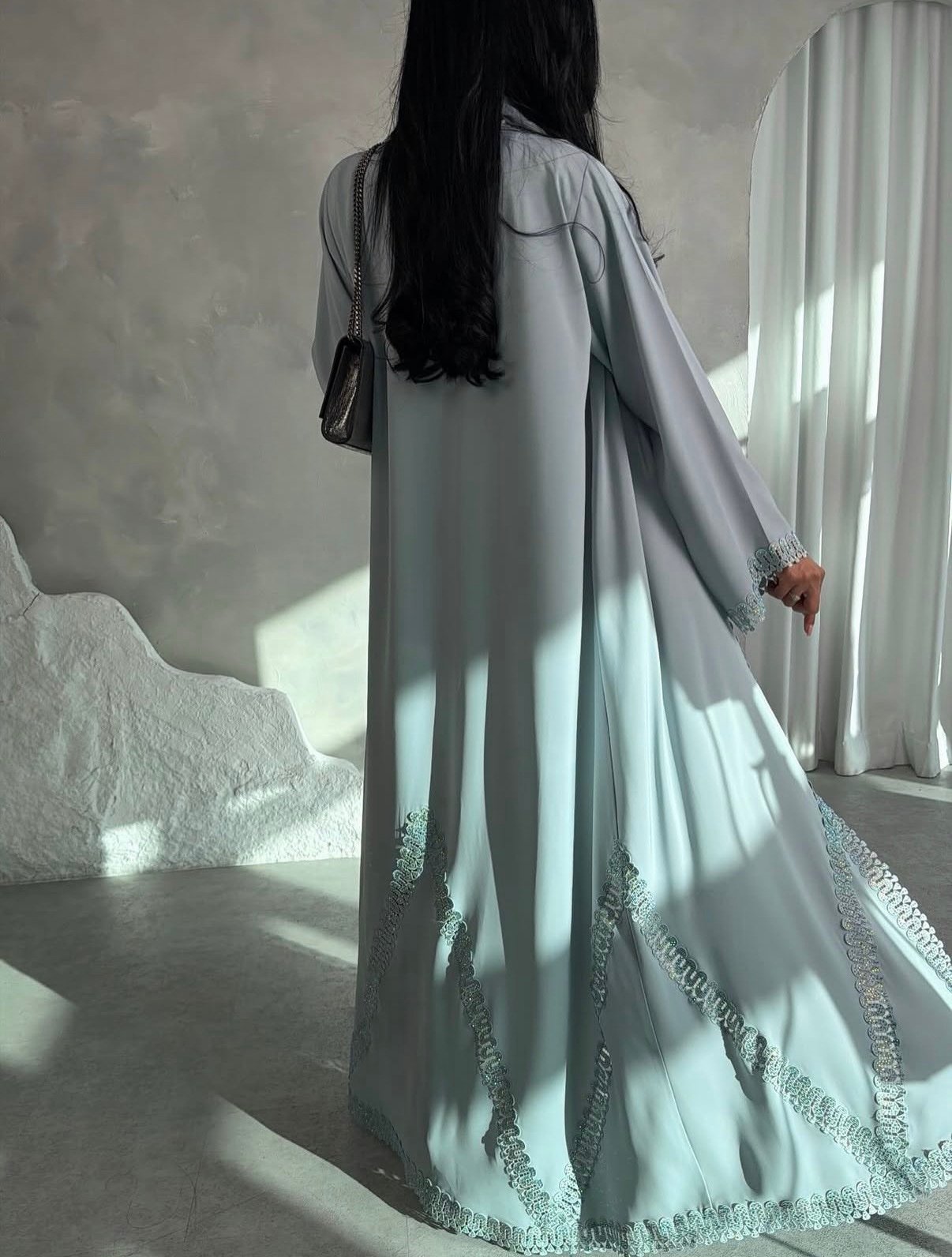 Alternative view of ABAYA L224