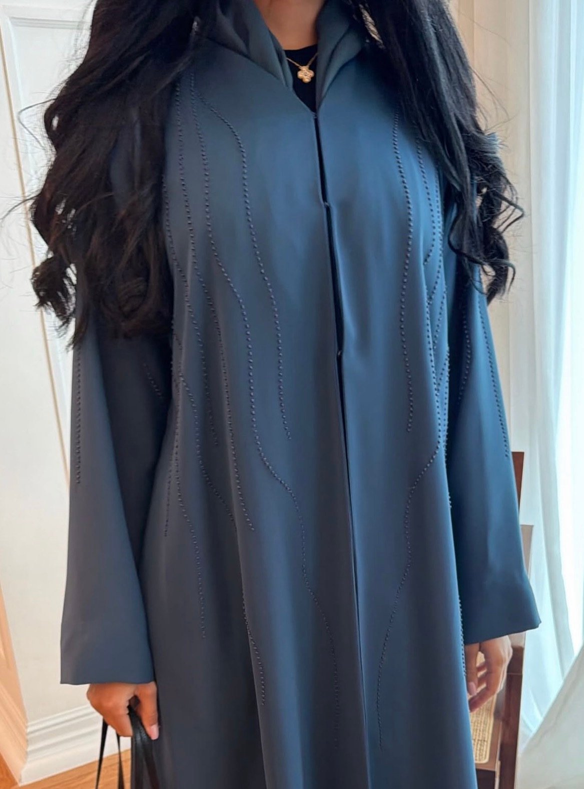 Alternative view of ABAYA L237