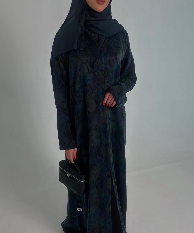 Alternative view of ABAYA L177