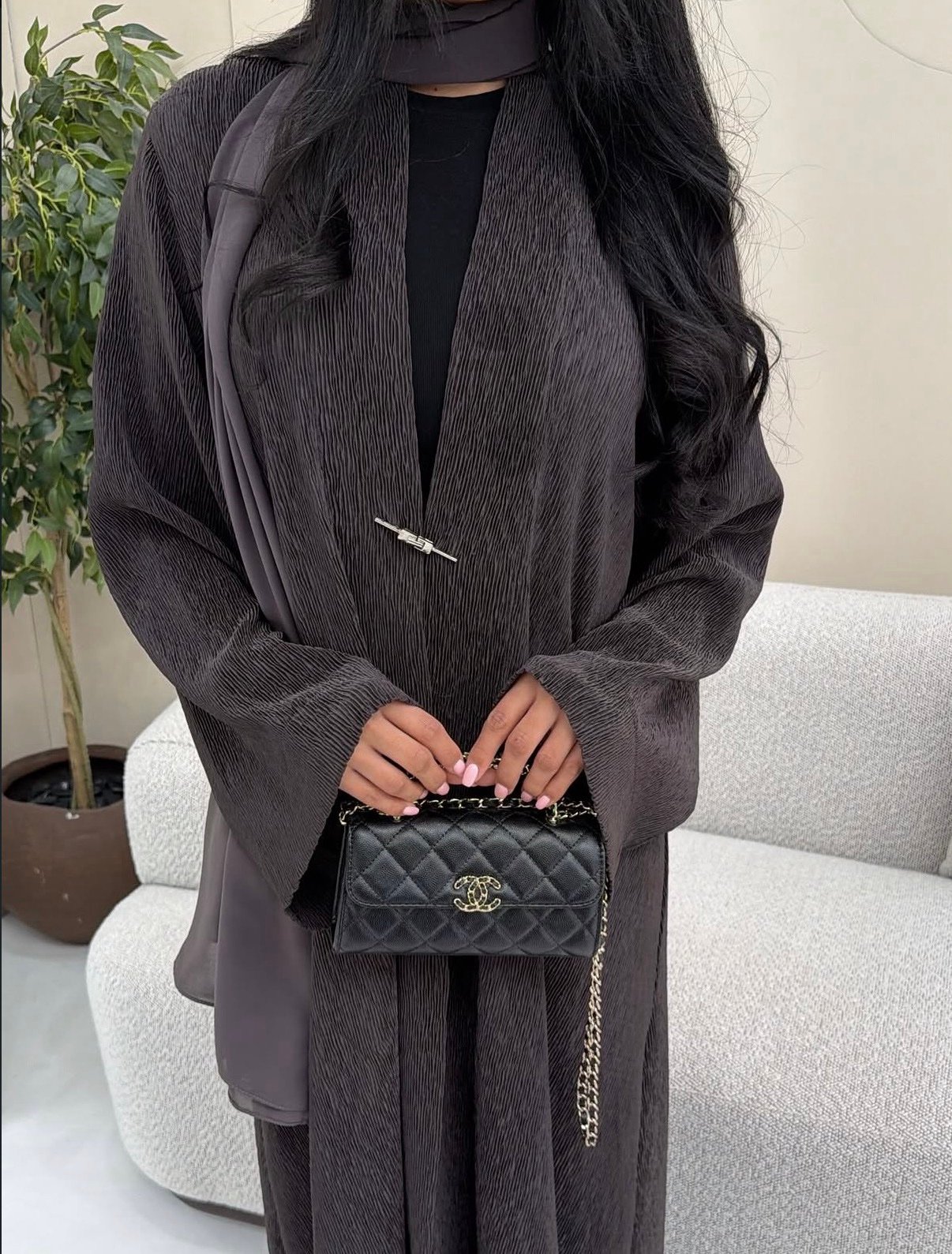 Alternative view of ABAYA L241