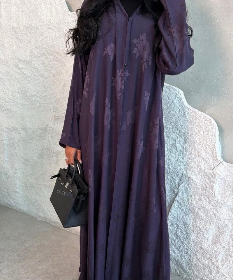 Alternative view of ABAYA L244