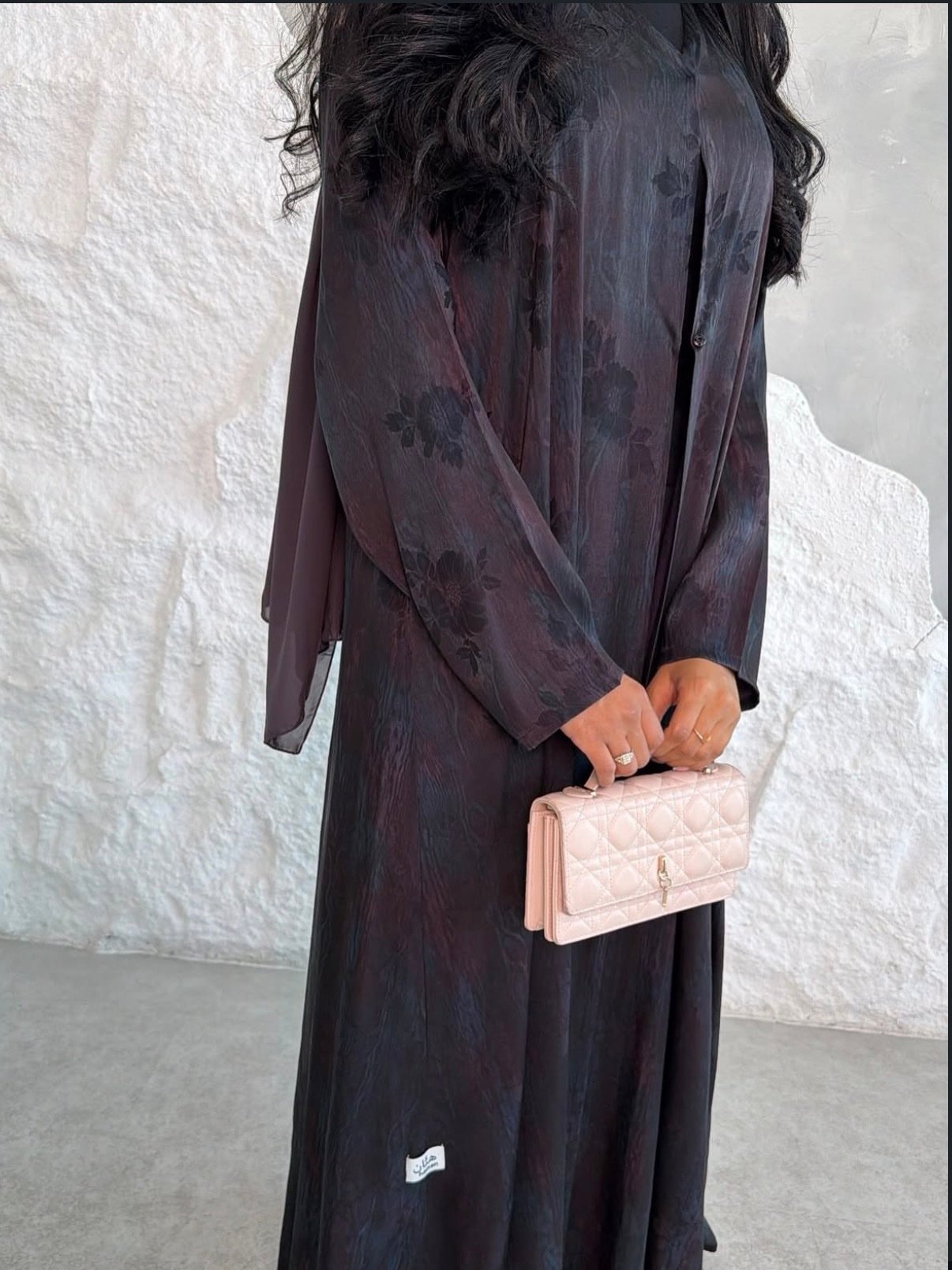 Alternative view of ABAYA L249