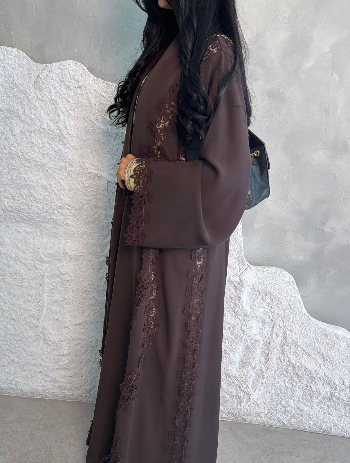 Alternative view of ABAYA L251