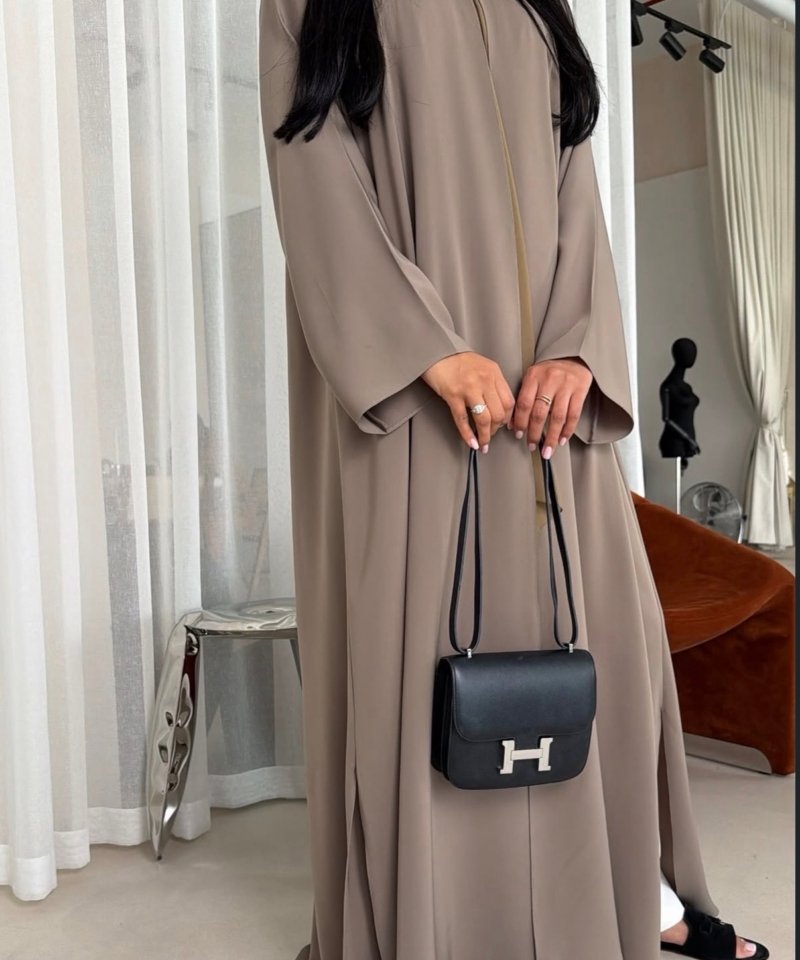 Alternative view of ABAYA L255