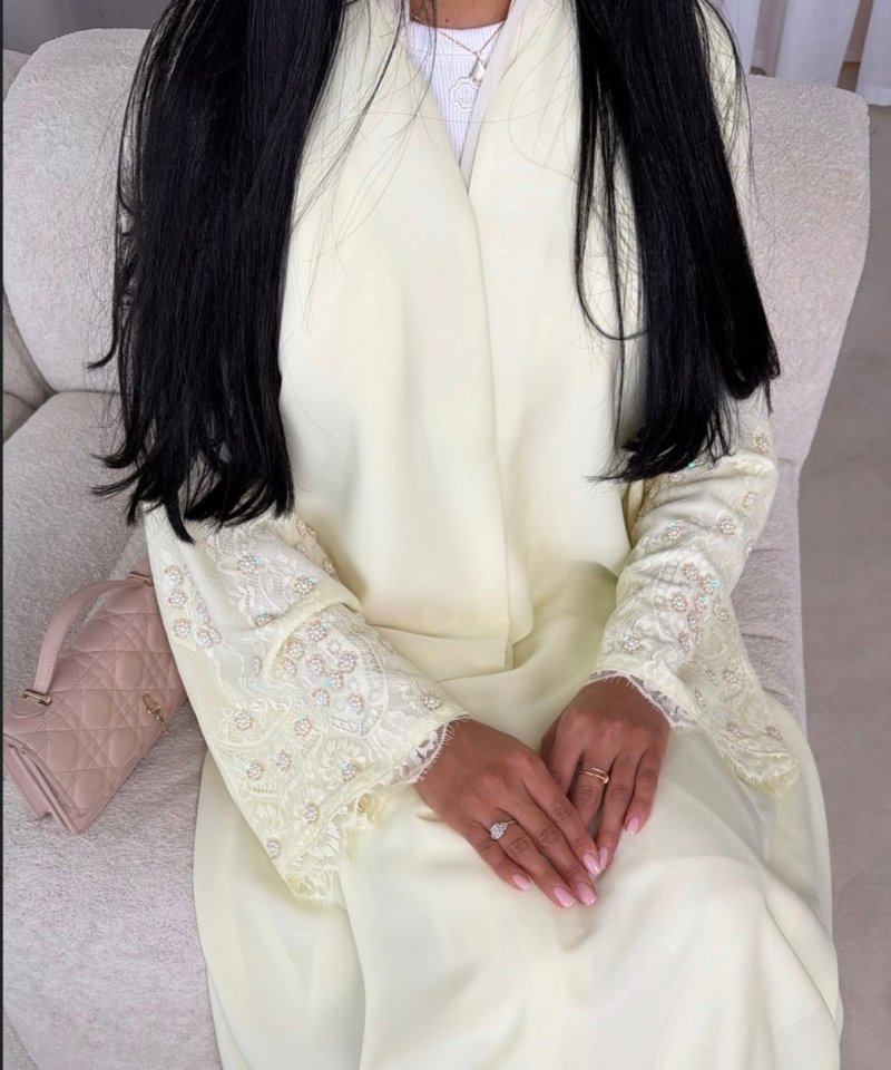 Alternative view of ABAYA L257
