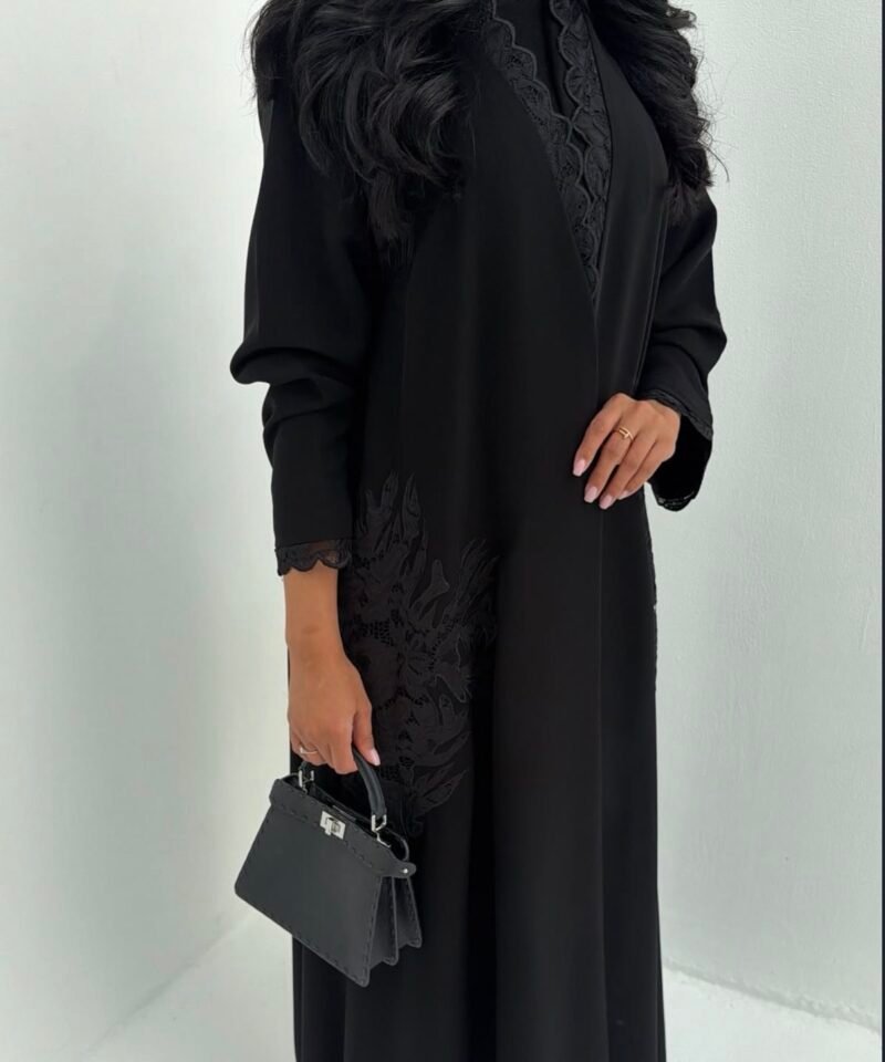 Alternative view of ABAYA T05