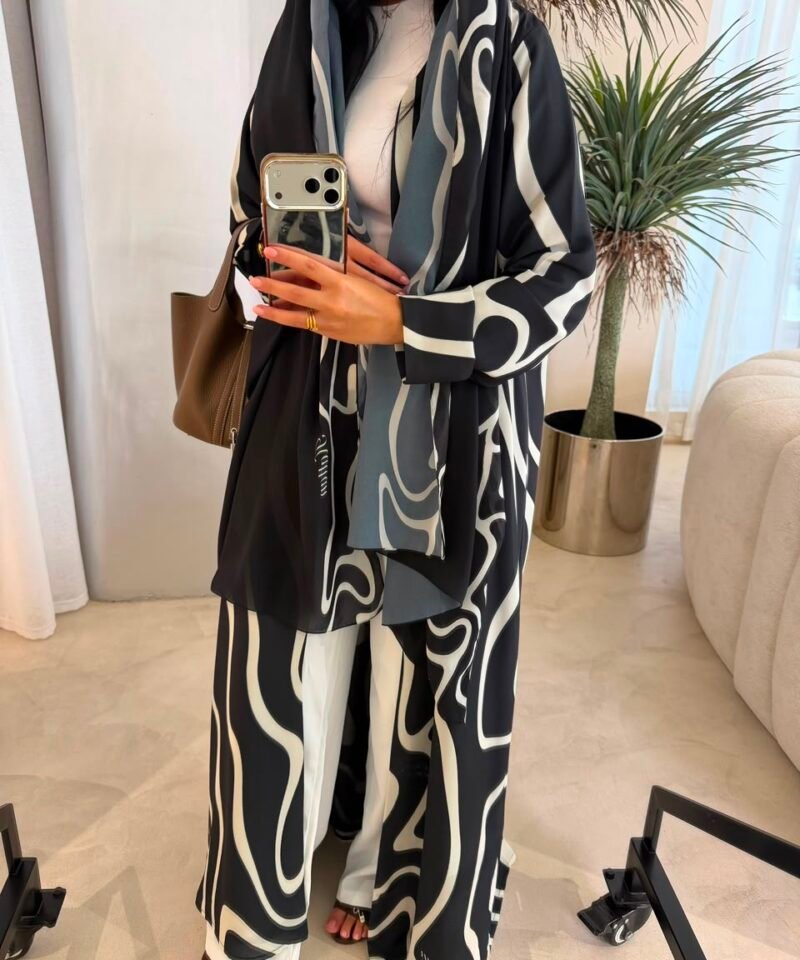 Alternative view of ABAYA T16