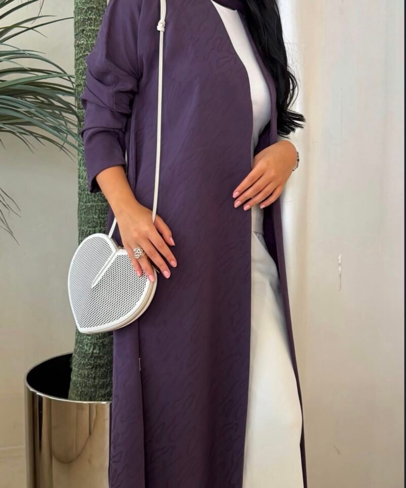 Alternative view of ABAYA T09