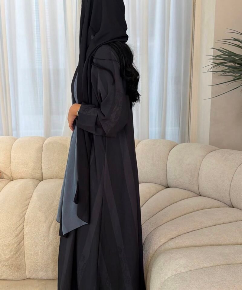 Alternative view of ABAYA T15